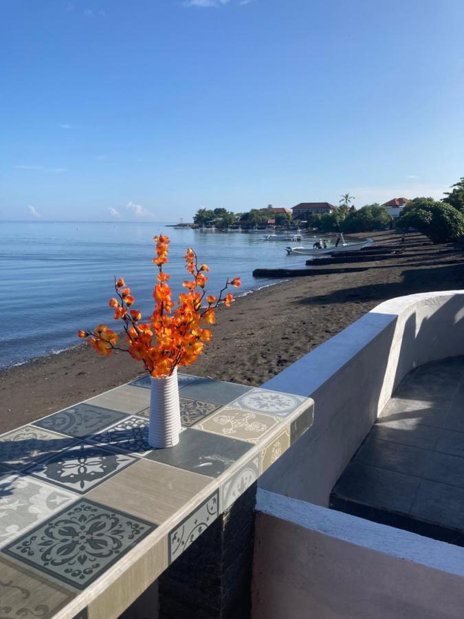 Villa Agung Beach Inn Lovina Eksteriør bilde