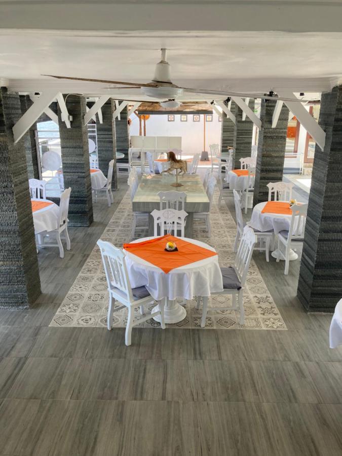 Villa Agung Beach Inn Lovina Eksteriør bilde