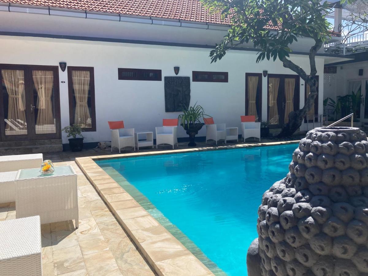 Villa Agung Beach Inn Lovina Eksteriør bilde