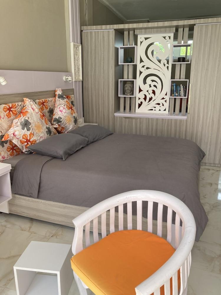 Villa Agung Beach Inn Lovina Eksteriør bilde