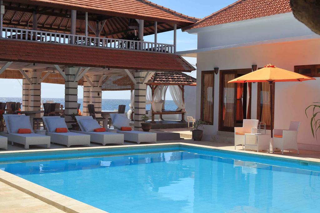 Villa Agung Beach Inn Lovina Eksteriør bilde