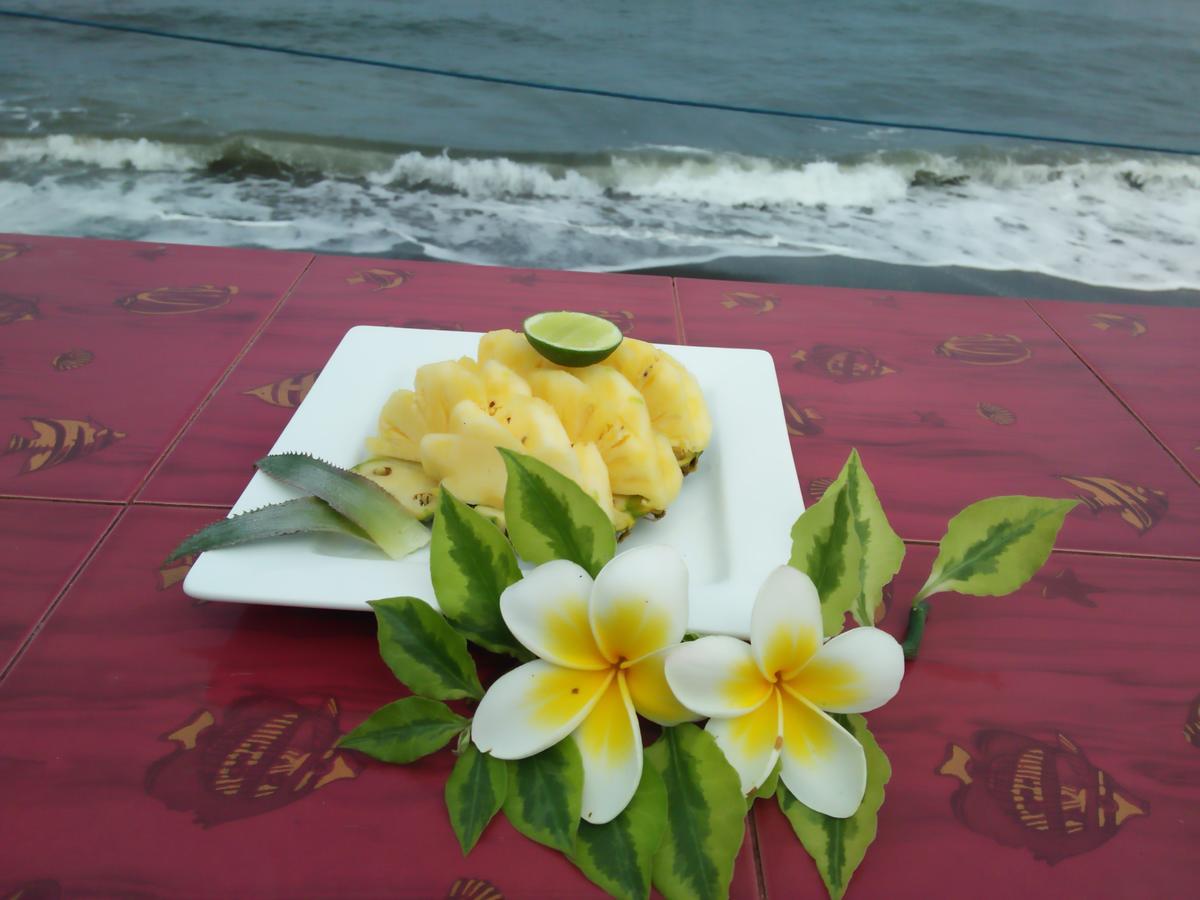Villa Agung Beach Inn Lovina Eksteriør bilde